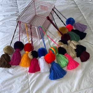 Pom pom tassel accesory no keychain Handbag charm